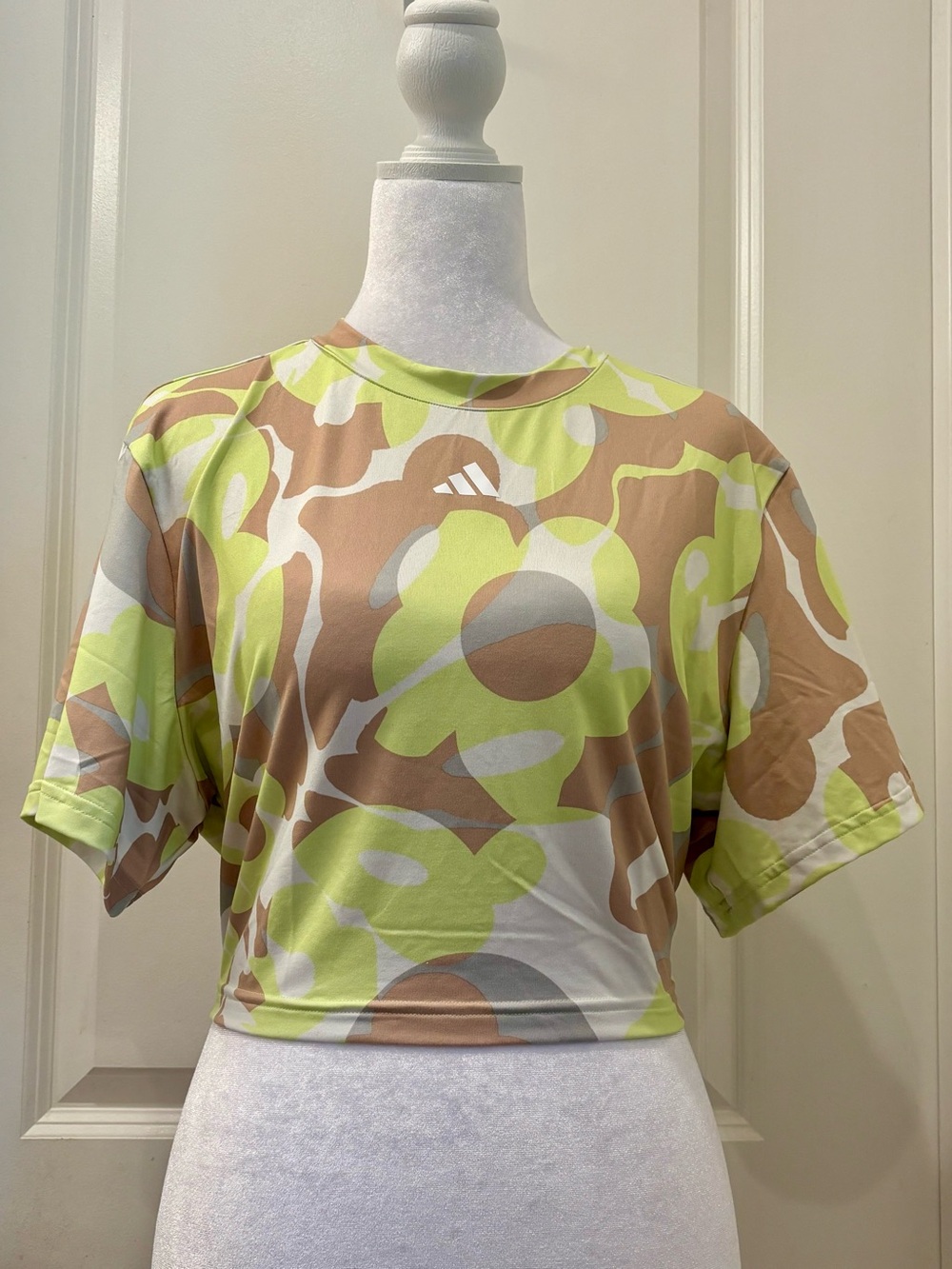 NWT adidas Loose-Fit Top — Lime Green & Beige Abstract- S